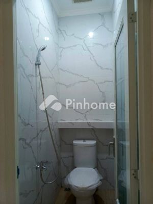 Rumah Dijual di Cempaka Putih, Kota Jakarta Pusat, 3 KM, 3 KT, LT 44m², LB 72m² - 9