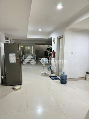 Rumah Dijual di Penjaringan, Kota Jakarta Utara, 4 KM, 4 KT, LT 240m², LB 600m² - 10
