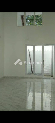 Rumah Dijual di Karang Tengah, Kota Tangerang Selatan, 2 KM, 2 KT, LT 135m², LB 90m² - 7