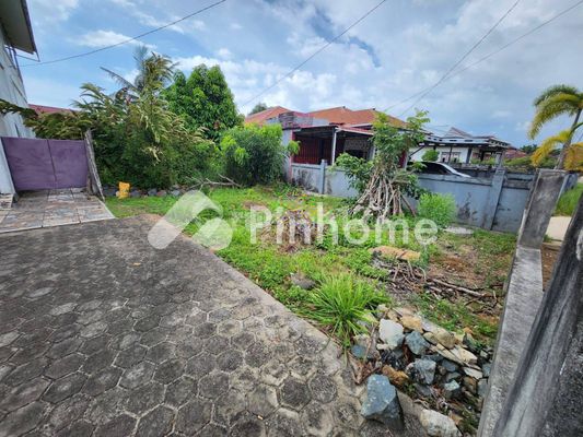 Rumah Dijual di Singkawang Barat, Kota Singkawang, 4 KM, 4 KT, LT 738m², LB 300m² - 2