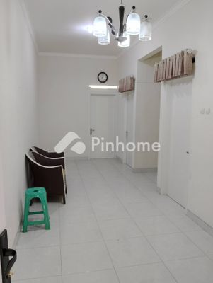 Sewa Rumah di Cimahi Utara, Kota Cimahi, 1 KM, 2 KT, LT 72m², LB 40m² - 4