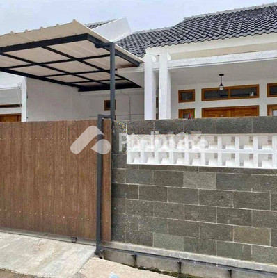 Rumah Dijual di Buahbatu (Margacinta), Kota Bandung, 1 KM, 2 KT, LT 70m², LB 45m²