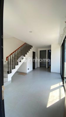 Rumah Dijual di Mulyorejo, Kota Surabaya, 3 KM, 3 KT, LT 75m², LB 75m² - 4