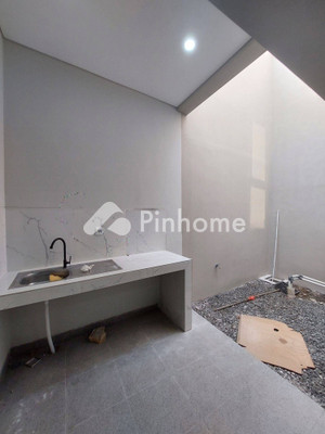 Rumah Dijual di Serpong Utara, Kota Tangerang Selatan, 3 KM, 2 KT, LT 100m², LB 124m² - 11