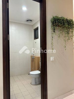 Rumah Dijual di Serpong, Kota Tangerang, 3 KM, 4 KT, LT 200m², LB 210m² - 3