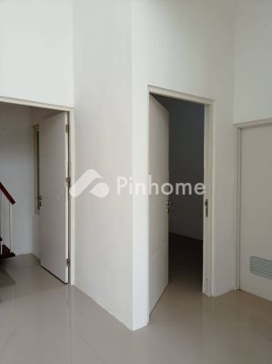 Rumah Dijual di Rungkut, Kota Surabaya, 1 KM, 2 KT, LT 72m², LB 72m² - 3