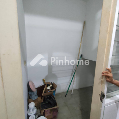 Rumah Dijual di Tangerang, Kota Tangerang, 2 KM, 2 KT, LT 90m², LB 130m² - 8