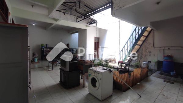 Rumah Dijual di Mulyorejo, Kota Surabaya, 4 KM, 5 KT, LT 444m², LB 500m² - 1