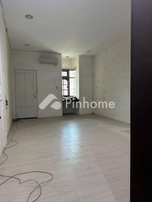 Rumah Dijual di Medan Petisah, Kota Medan, 2 KM, 2 KT, LT 64m², LB 180m² - 7