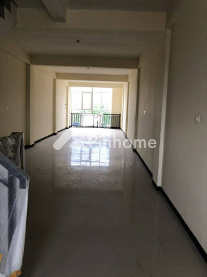 Ruko Dijual di Bandar Surabaya, Kab. Lampung Tengah, 4 KM, LT 191m², LB 323m² - 4