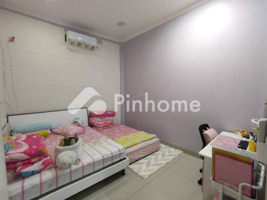 Rumah Dijual di Cengkareng, Kota Jakarta Barat, 3 KM, 4 KT, LT 135m², LB 180m² - 6