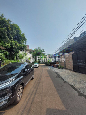 Rumah Dijual di Serpong Utara, Kota Tangerang Selatan, 3 KM, 2 KT, LT 100m², LB 124m² - 1