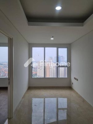 Apartemen Dijual di Sukomanunggal, Kota Surabaya, 2 KM, 3 KT, LB 84m²