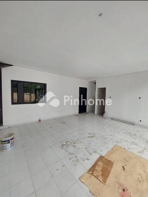 Gudang Dijual di Gunung Sindur, Kab. Bogor, 1 KM, LT 502m², LB 379m² - 5