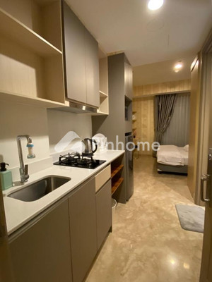 Sewa Apartemen di Tebet, Kota Jakarta Selatan, 1 KM, 2 KT, LB 160m²