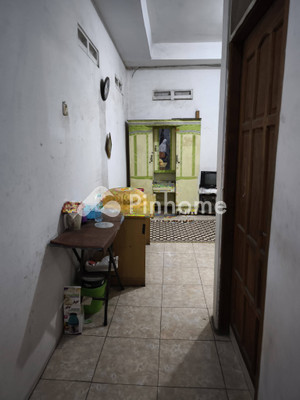 Ruko Dijual di Driyorejo, Kab. Gresik, LT 200m², LB 320m² - 5