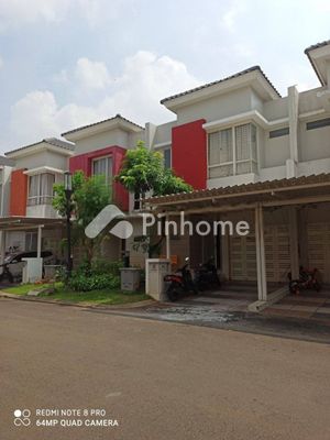 Rumah Dijual di Tangerang, Kota Tangerang, 3 KM, 3 KT, LT 119m², LB 132m²