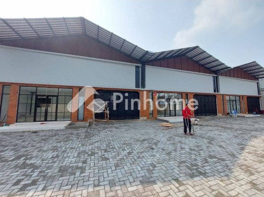 Gudang Dijual di Gunung Sindur, Kab. Bogor, 1 KM, LT 502m², LB 379m² - 2