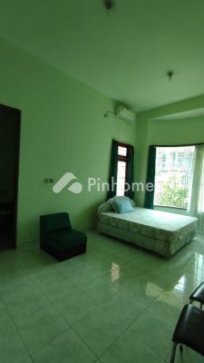 Rumah Dijual di Mulyorejo, Kota Surabaya, 4 KM, 5 KT, LT 444m², LB 500m² - 3