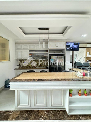Rumah Dijual di Penjaringan, Kota Jakarta Utara, 4 KM, 4 KT, LT 240m², LB 600m² - 6