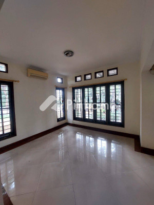 Rumah Dijual di Jagakarsa, Kota Jakarta Selatan, 3 KM, 3 KT, LT 280m², LB 253m² - 9
