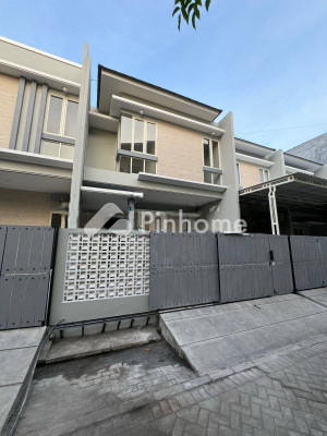 Rumah Dijual di Kenjeran, Kota Surabaya, 3 KM, 4 KT, LT 94m², LB 140m² - 9