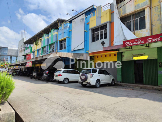Ruko Dijual di Klapanunggal, Kab. Bogor, 2 KM, LB 120m²