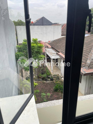 Rumah Dijual di Kebon Jeruk, Kota Jakarta Barat, 3 KM, 2 KT, LT 78m², LB 90m² - 14