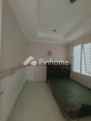 Rumah Dijual di Cengkareng, Kota Jakarta Barat, 2 KM, 3 KT, LT 93m², LB 160m² - 8