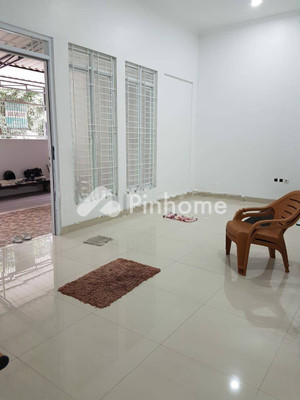 Rumah Dijual di Cengkareng, Kota Jakarta Barat, 2 KM, 3 KT, LT 160m², LB 175m² - 8