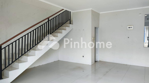 Gudang Dijual di Cikupa, Kab. Tangerang, LT 328m², LB 201m² - 4