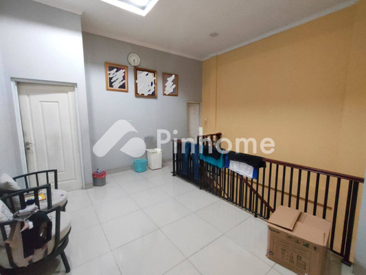 Rumah Dijual di Cengkareng, Kota Jakarta Barat, 3 KM, 4 KT, LT 135m², LB 180m² - 1