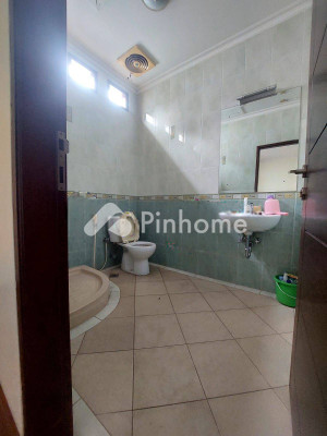 Rumah Dijual di Jagakarsa, Kota Jakarta Selatan, 3 KM, 3 KT, LT 280m², LB 253m² - 7