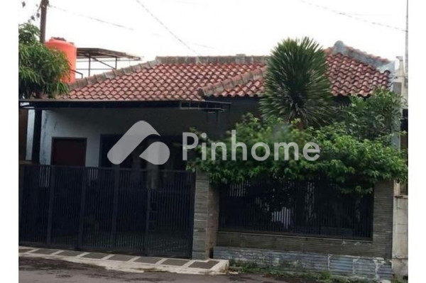 Rumah Dijual di Regol, Kota Bandung, 2 KM, 4 KT, LT 120m², LB 150m²