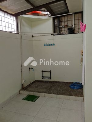 Sewa Rumah di Cimahi Utara, Kota Cimahi, 1 KM, 2 KT, LT 72m², LB 40m² - 11