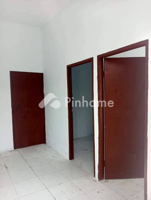 Rumah Dijual di Cikarang Barat, Kab. Bekasi, 1 KM, 2 KT, LT 60m², LB 30m² - 5