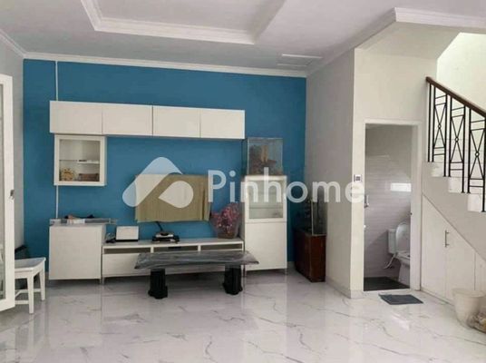 Rumah Dijual di Penjaringan, Kota Jakarta Utara, 2 KM, 3 KT, LT 200m², LB 300m² - 3