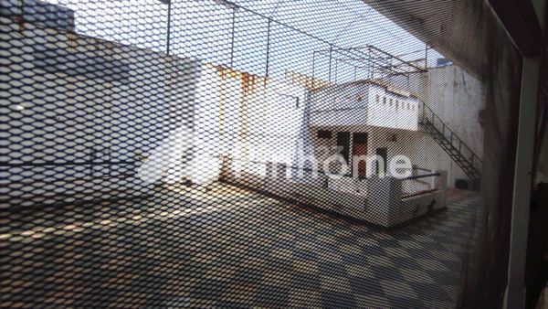 Rumah Dijual di Mulyorejo, Kota Surabaya, 4 KM, 5 KT, LT 444m², LB 500m² - 2