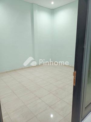 Sewa Rumah di Denpasar Barat, Kota Denpasar, 1 KM, 2 KT, LT 135m², LB 90m² - 6