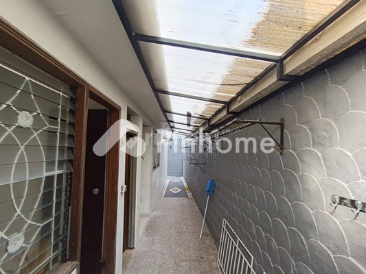 Rumah Dijual di Denpasar Selatan, Kota Denpasar, 3 KM, 3 KT, LT 125m², LB 200m² - 3