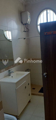 Sewa Rumah di Penjaringan, Kota Jakarta Utara, 3 KM, 3 KT, LT 90m², LB 160m² - 6