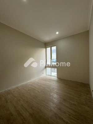 Rumah Dijual di Kenjeran, Kota Surabaya, 3 KM, 4 KT, LT 94m², LB 140m² - 7