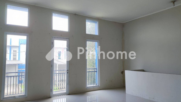 Gudang Dijual di Cikupa, Kab. Tangerang, LT 328m², LB 201m² - 1