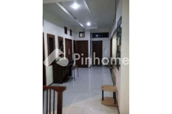 Rumah Dijual di Regol, Kota Bandung, 2 KM, 4 KT, LT 120m², LB 150m² - 3