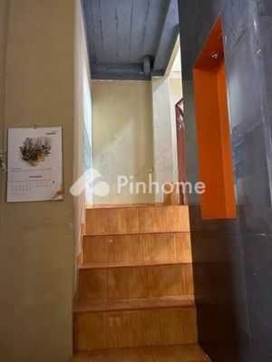 Rumah Dijual di Serpong, Kota Tangerang, 3 KM, 4 KT, LT 158m², LB 150m² - 2