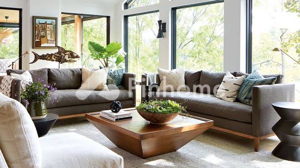 Apartemen Dijual di Andir, Kota Bandung, 3 KM, 3 KT, LB 3m² - 1