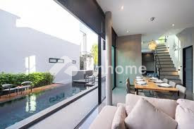 Sewa Rumah di Cilandak, Kota Jakarta Selatan, 1 KM, 2 KT, LT 313m², LB 666m²