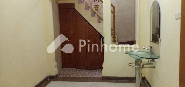 Sewa Rumah di Penjaringan, Kota Jakarta Utara, 3 KM, 3 KT, LT 90m², LB 160m² - 7