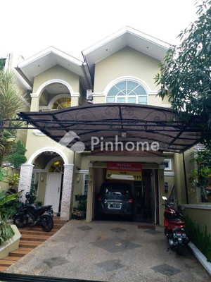 Rumah Dijual di Sukajadi, Kota Bandung, 2 KM, 4 KT, LT 136m², LB 200m² - 16