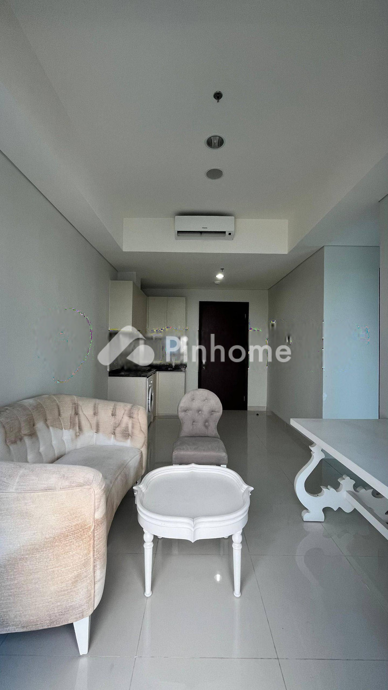 dijual apartemen 3br 68m2 di cengkareng - 1